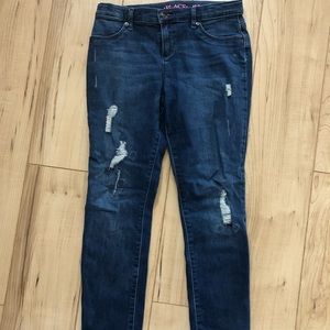 Children’s Place size 14 Kids Distressed Jegging